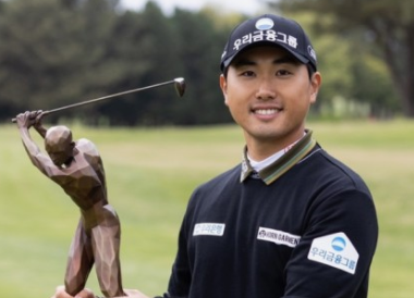 조우영 (신성고 44회 졸)